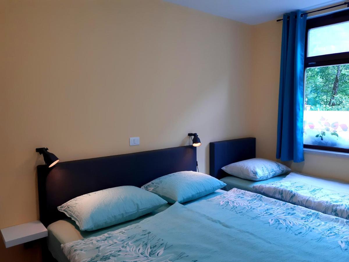 Socaland Apartmaji Экстерьер фото