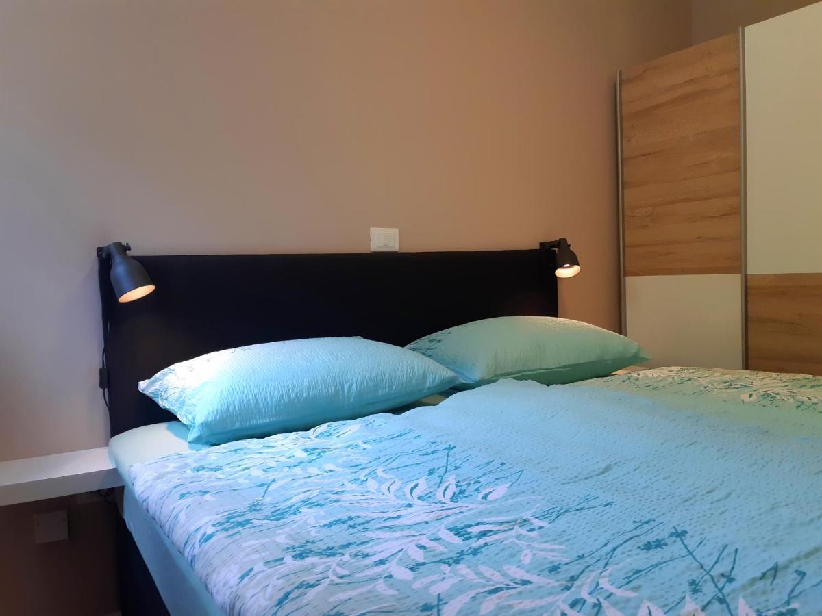 Socaland Apartmaji Экстерьер фото