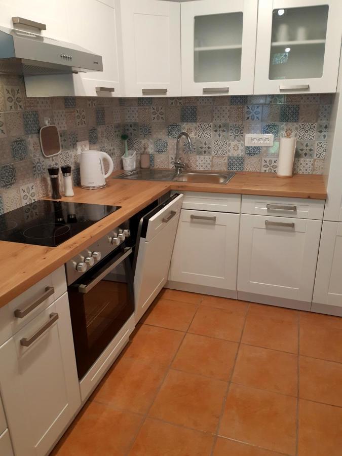 Socaland Apartmaji Экстерьер фото